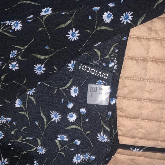 Black tie dress with blue flowers - Picture 2 of 5